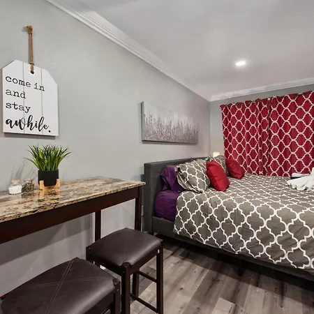 Urban Retreat 1Br With Free Park Apartment Houston Exterior photo