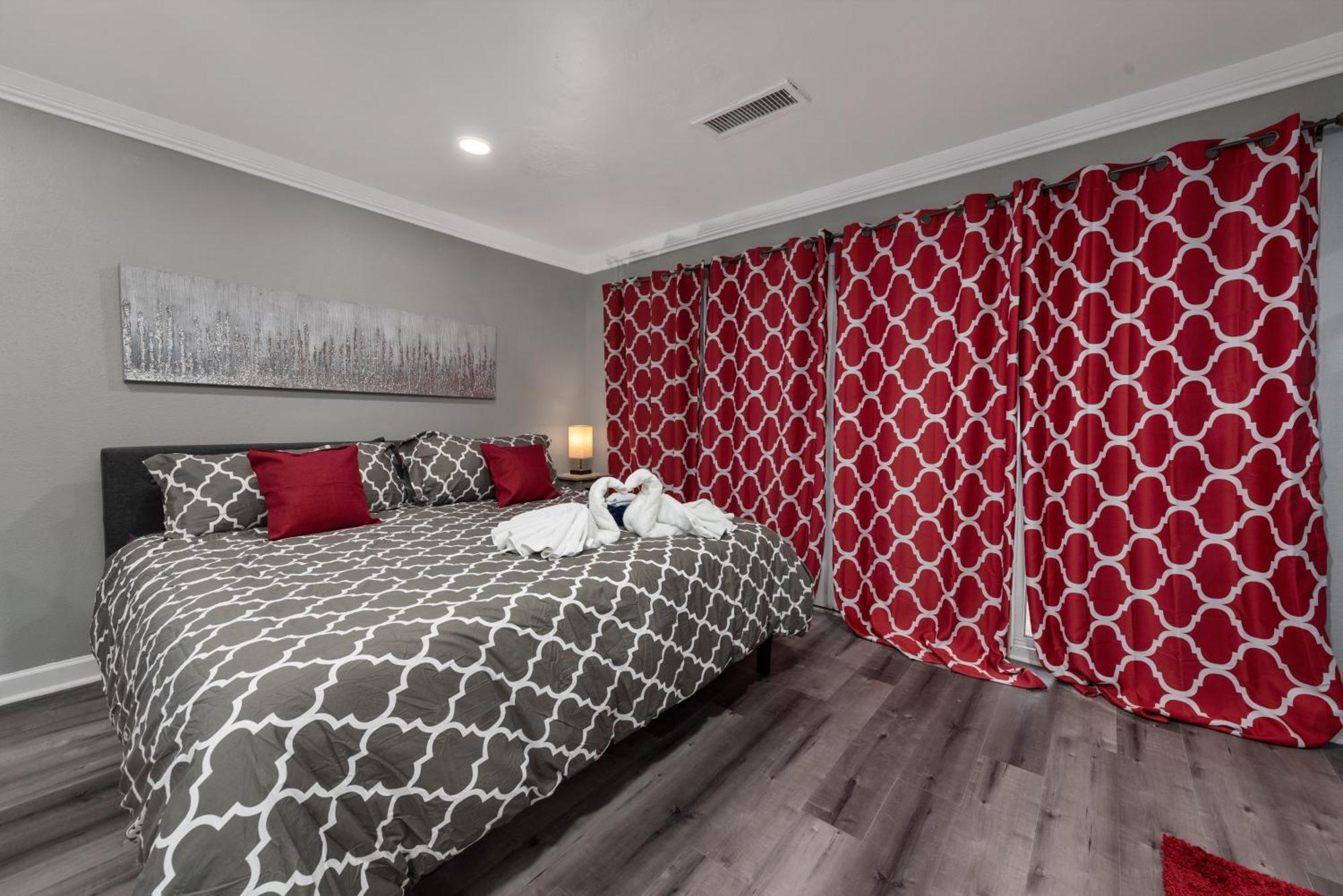 Urban Retreat 1br With Free Park Appartement *