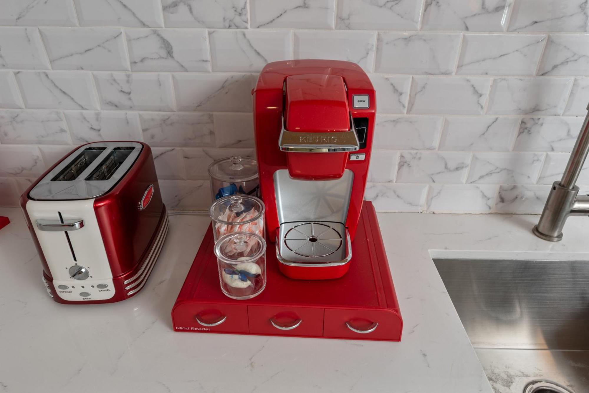 Urban Retreat 1br With Free Park Appartement *